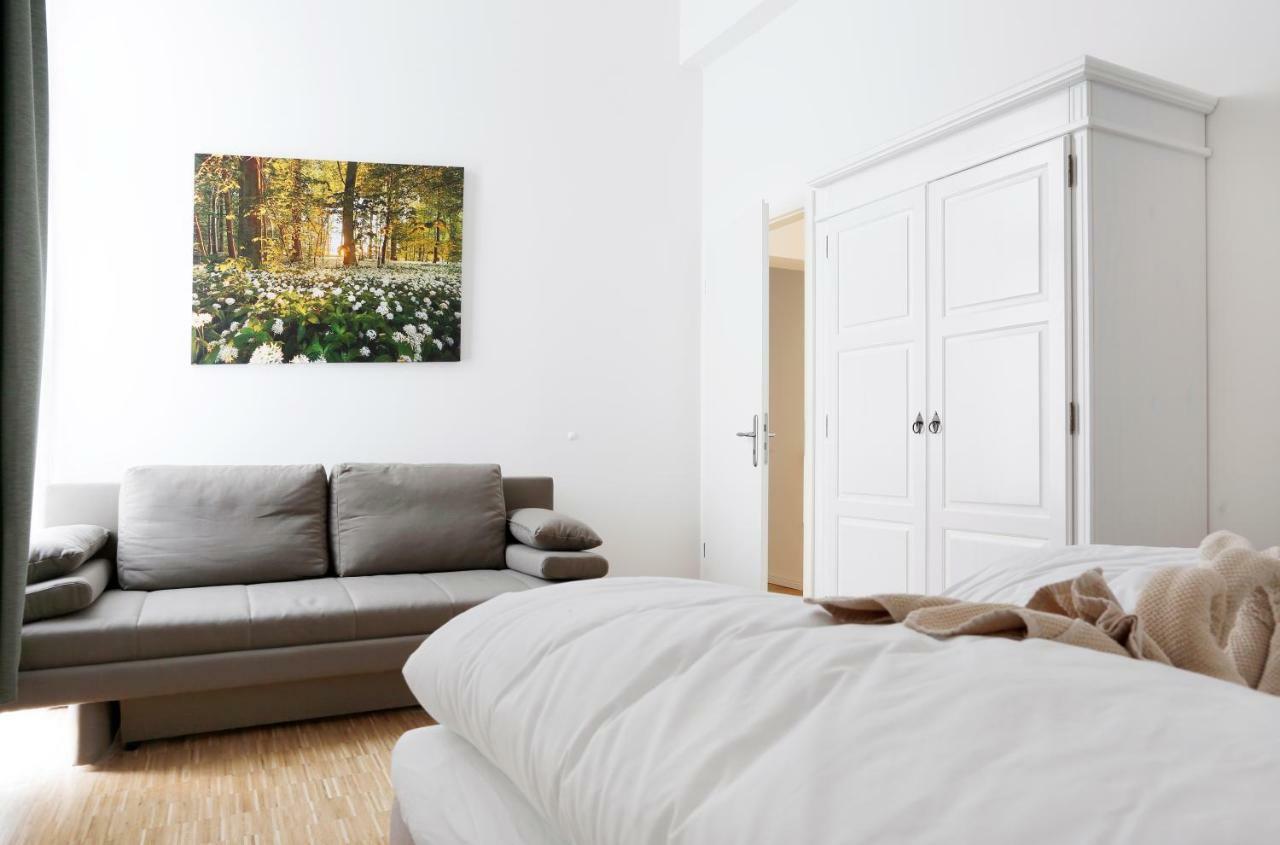 Sc 02 By Rockchair Apartments L Superhost Status L 4 Bedrooms Boxspringbeds 2 Bathrooms Balcony Elevator - Cozy Family & Business Flair Welcomes You! Berlin Bagian luar foto